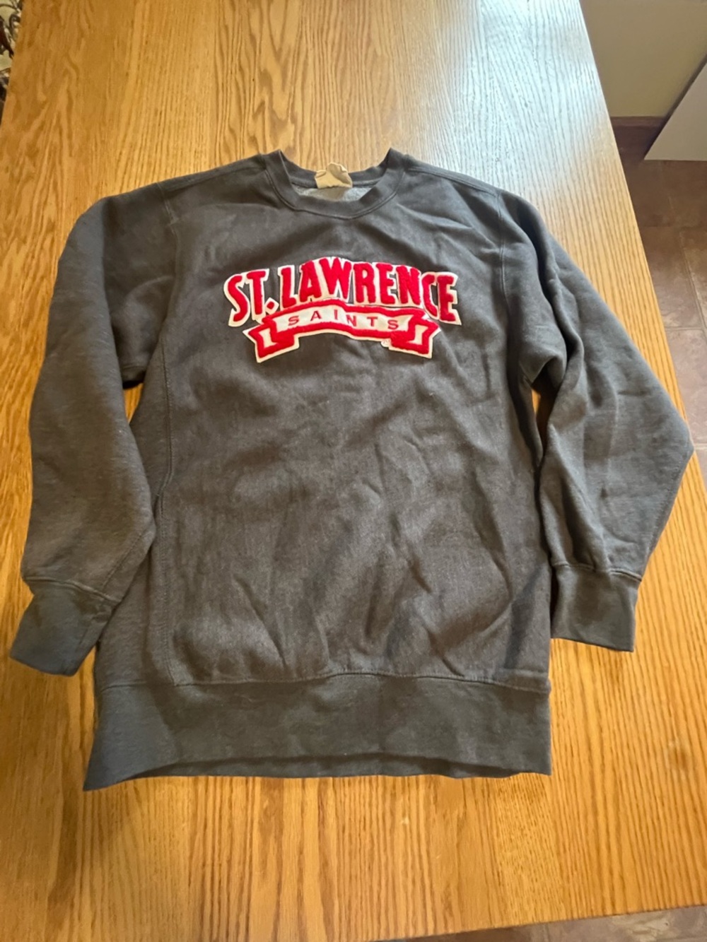 Vintage MV Sport Pro Weave St. Lawrenece Saints Sweatshirt University Size Small - Picture 8 of 9